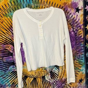 size M | American Eagle cropped waffle knit top | quarter button up